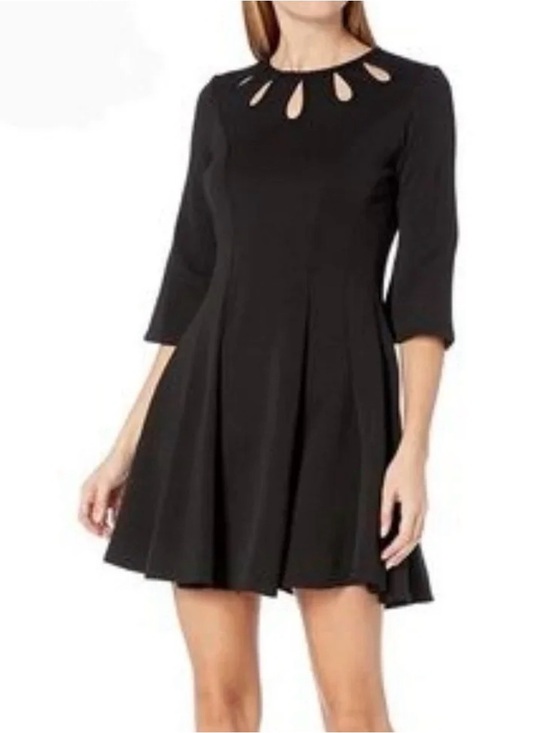 Gabby Skye Dresses & Skirts - Black Keyhole Neck Fit & Flare Dress